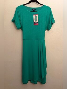 Chaps by Ralph Lauren Size Medium Emerald Green Short Sleeve Dress
